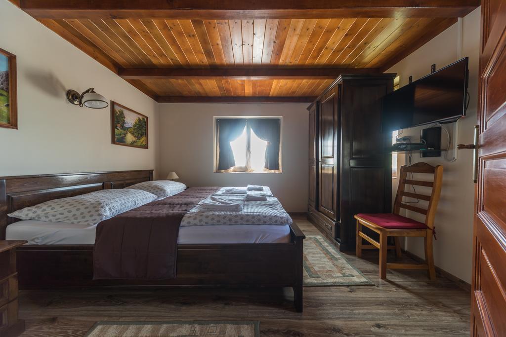 Tokaj Zlata Putna - Restaurant & Pension Vinicky Exteriör bild
