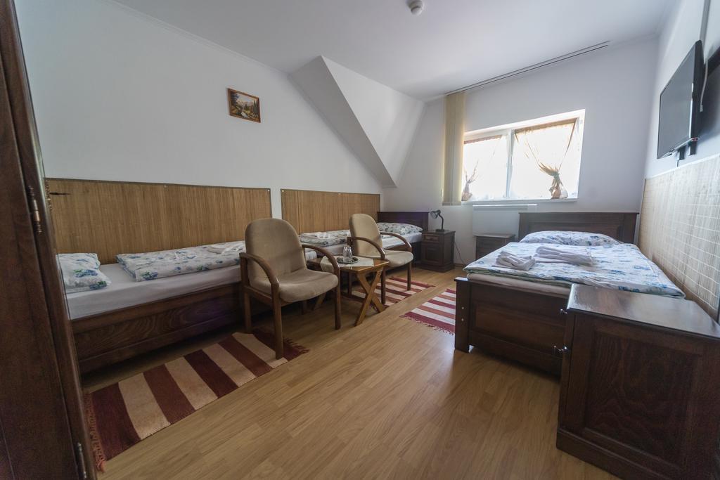 Tokaj Zlata Putna - Restaurant & Pension Vinicky Exteriör bild